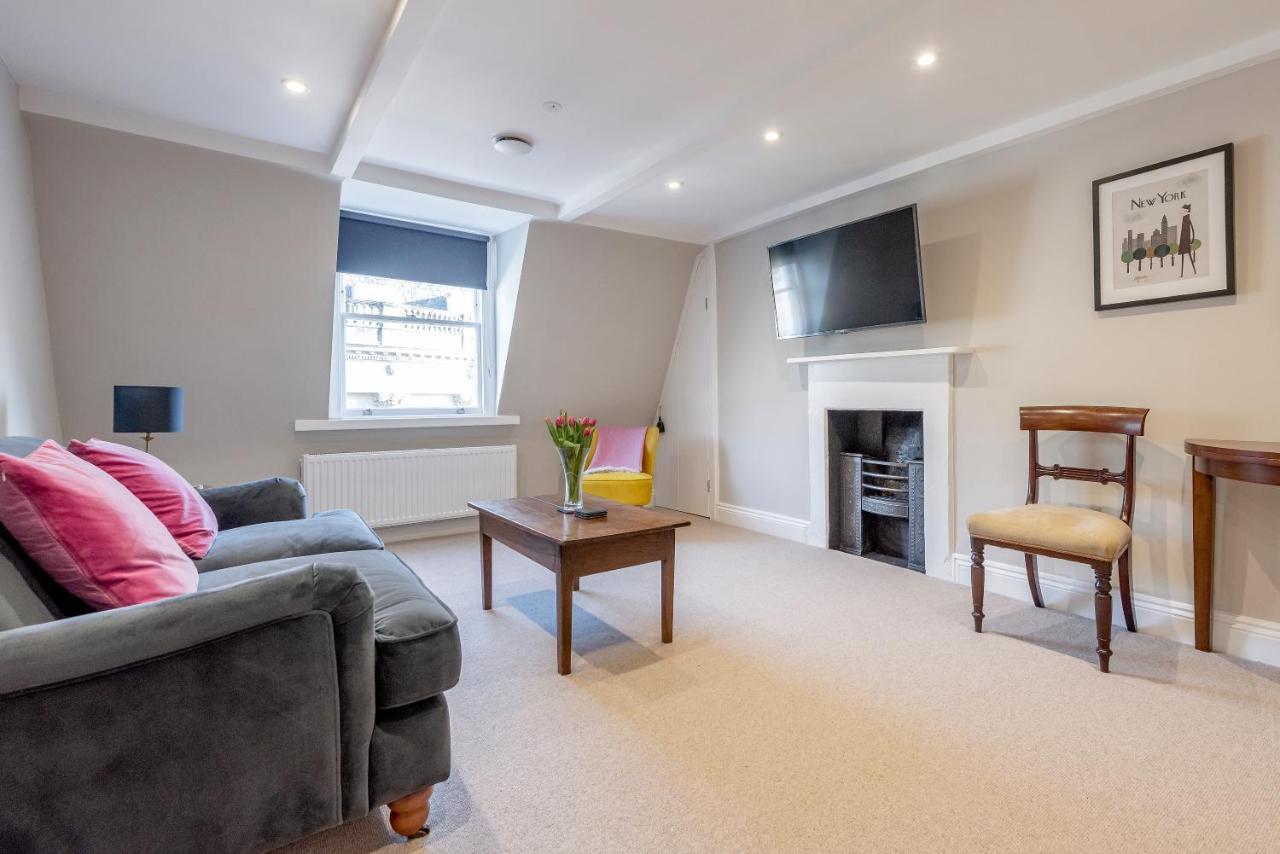 Stunning & Central Milsom Street Apartment バース エクステリア 写真