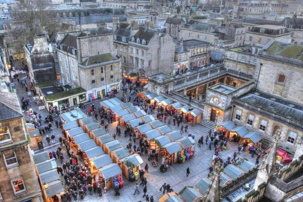 Stunning & Central Milsom Street Apartment バース エクステリア 写真